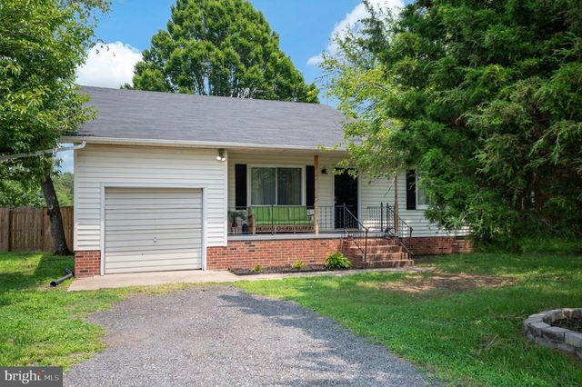 3003 MCKINNEY BLVD, Colonial Beach, VA 22443