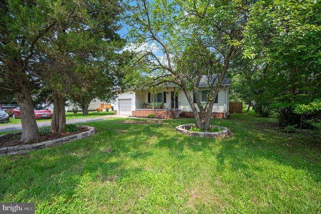 3003 MCKINNEY BLVD, Colonial Beach, VA 22443