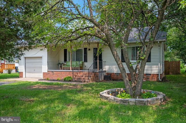 3003 MCKINNEY BLVD, Colonial Beach, VA 22443