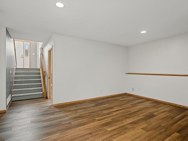 4427 Shetland Place NW, Rochester, MN 55901