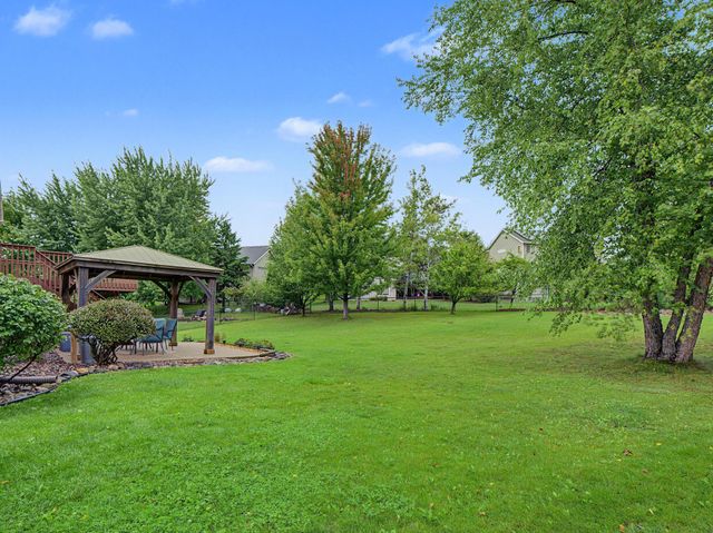 4427 Shetland Place NW, Rochester, MN 55901
