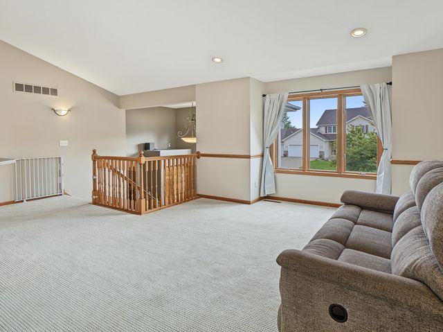 4427 Shetland Place NW, Rochester, MN 55901