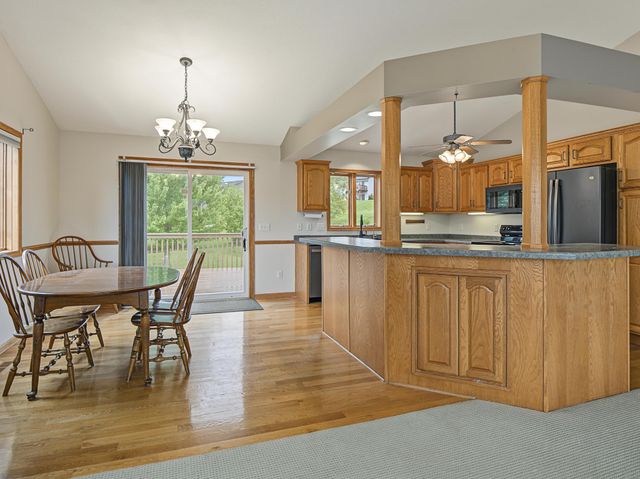 4427 Shetland Place NW, Rochester, MN 55901