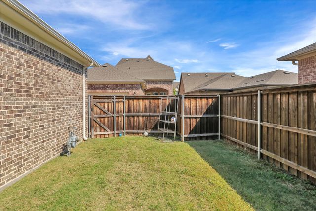 4209 Whispering Willow Way, Arlington, TX 76005