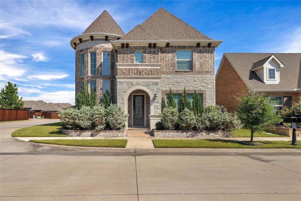 4209 Whispering Willow Way, Arlington, TX 76005