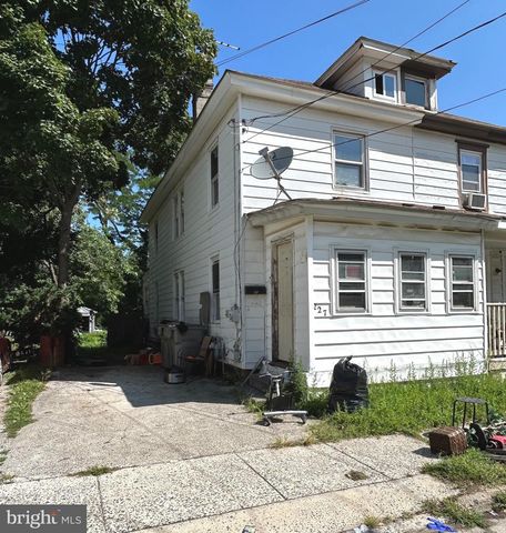 227 W ADAMS ST, Paulsboro, NJ 08066