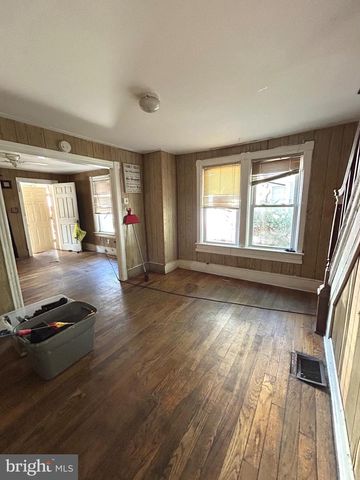 227 W ADAMS ST, Paulsboro, NJ 08066