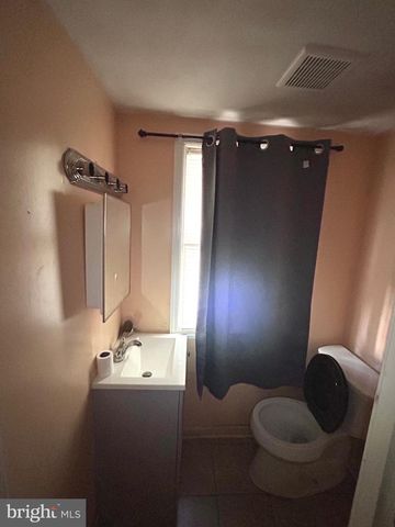 227 W ADAMS ST, Paulsboro, NJ 08066