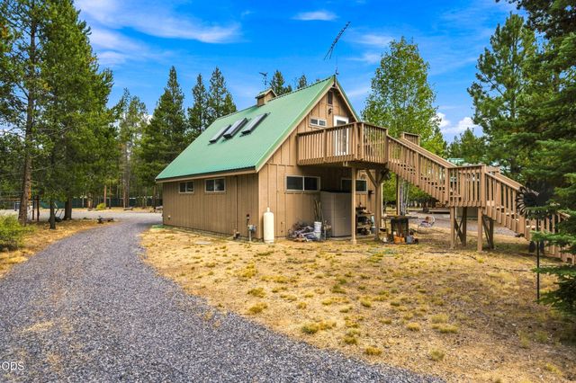 52216 Moose Road, La Pine, OR 97739