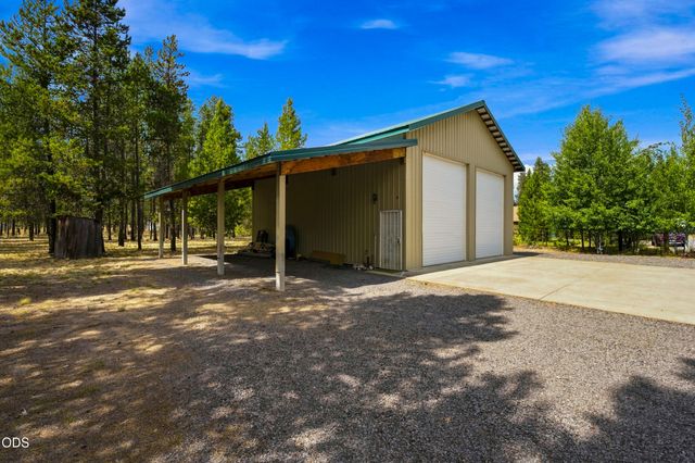 52216 Moose Road, La Pine, OR 97739