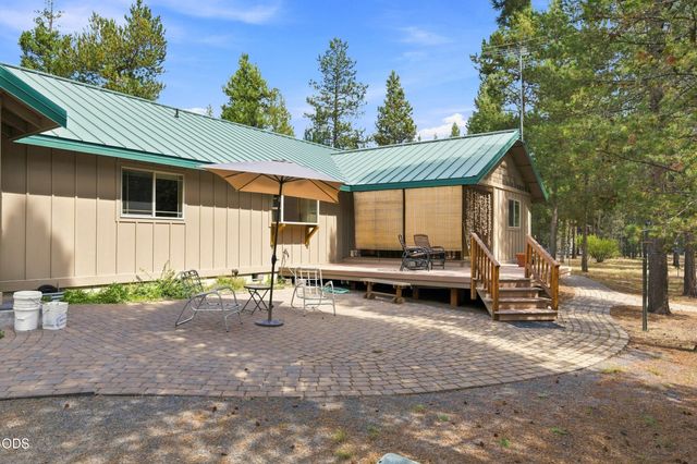 52216 Moose Road, La Pine, OR 97739