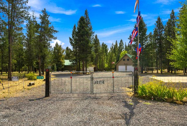 52216 Moose Road, La Pine, OR 97739