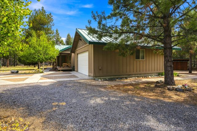 52216 Moose Road, La Pine, OR 97739