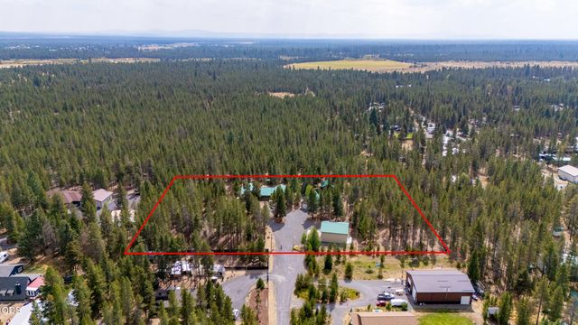 52216 Moose Road, La Pine, OR 97739