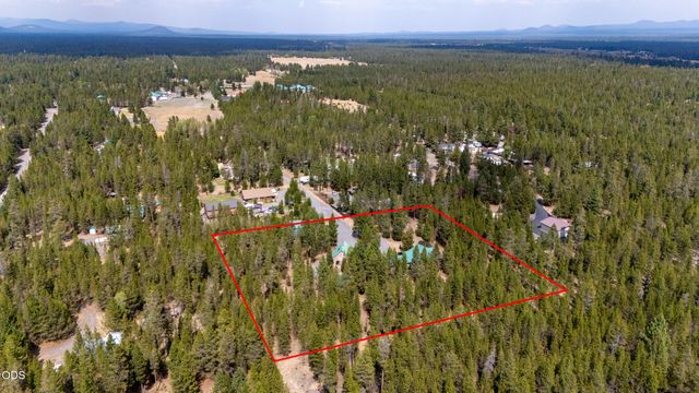 52216 Moose Road, La Pine, OR 97739