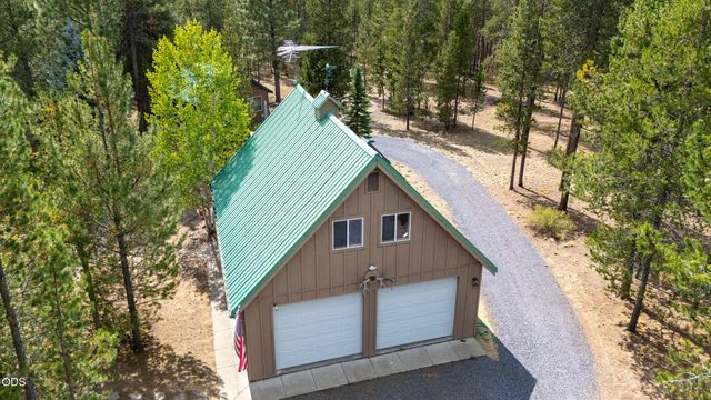 52216 Moose Road, La Pine, OR 97739