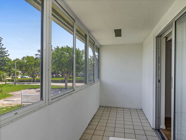 362 Northampton R 362, West Palm Beach, FL 33417