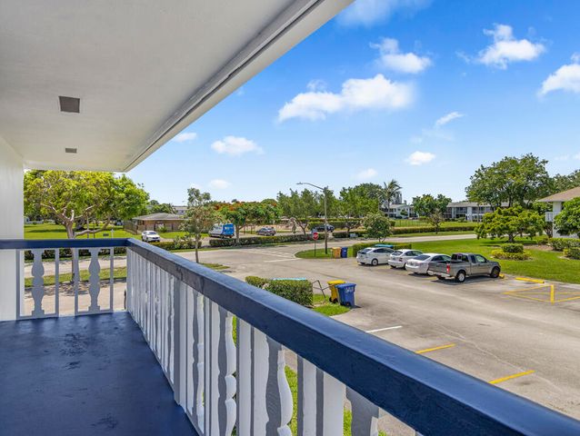 362 Northampton R 362, West Palm Beach, FL 33417