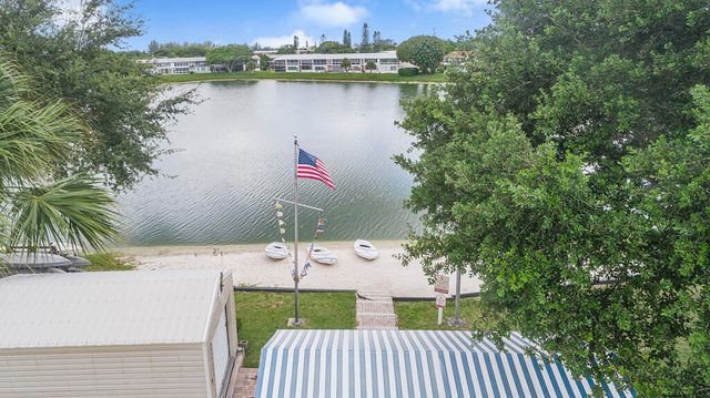 362 Northampton R 362, West Palm Beach, FL 33417