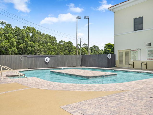 362 Northampton R 362, West Palm Beach, FL 33417