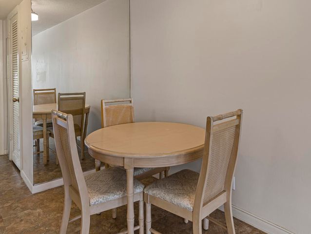 362 Northampton R 362, West Palm Beach, FL 33417