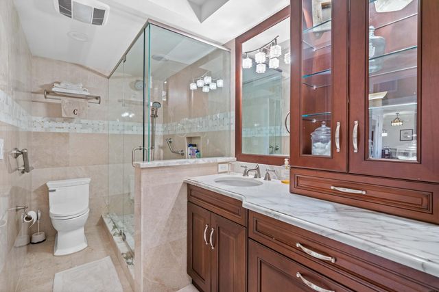 2000 S Highway A1a 406, Jupiter, FL 33477