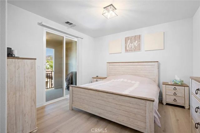 16739 Nicklaus Drive 25, Sylmar, CA 91342
