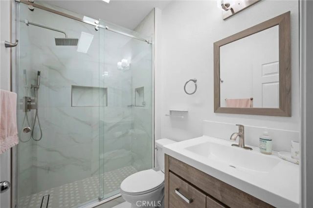 16739 Nicklaus Drive 25, Sylmar, CA 91342
