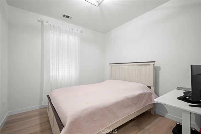 16739 Nicklaus Drive 25, Sylmar, CA 91342