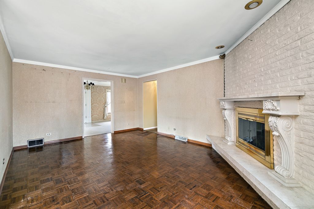 Image 18 of property listing at 638 Pheasant Trail, Frankfort, IL 60423