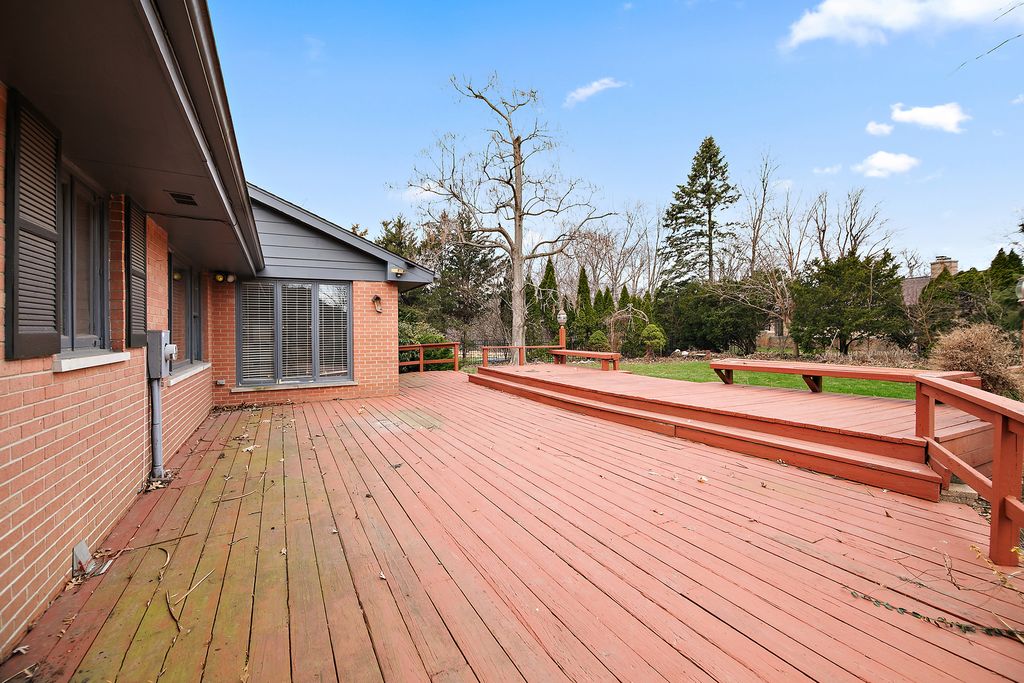 Image 26 of property listing at 638 Pheasant Trail, Frankfort, IL 60423