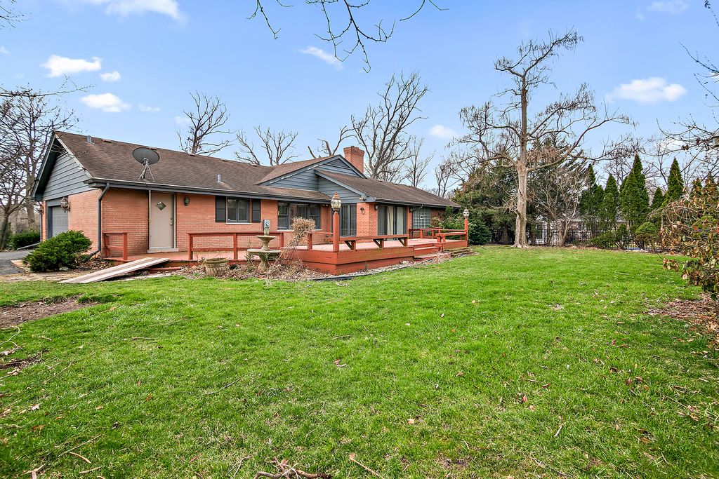 Image 29 of property listing at 638 Pheasant Trail, Frankfort, IL 60423