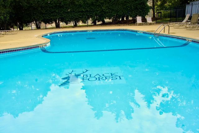 1601 N Innsbruck Drive 319, Fridley, MN 55432