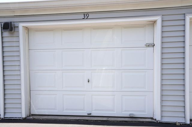 1601 N Innsbruck Drive 319, Fridley, MN 55432