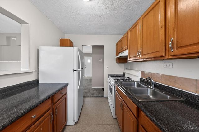 8844 Ebro Court, Springfield Twp., OH 45231