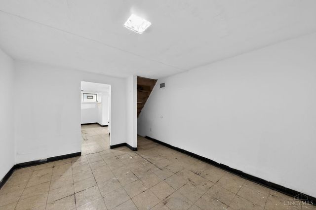 8844 Ebro Court, Springfield Twp., OH 45231