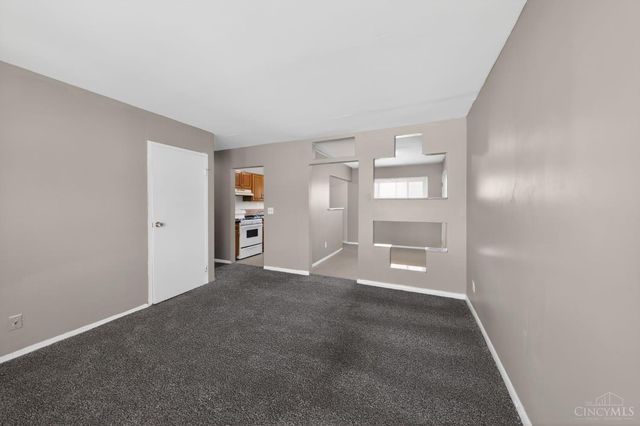 8844 Ebro Court, Springfield Twp., OH 45231