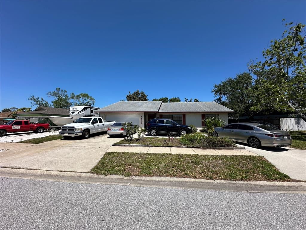 5306 36TH AVENUE DR W, Bradenton, FL 34209