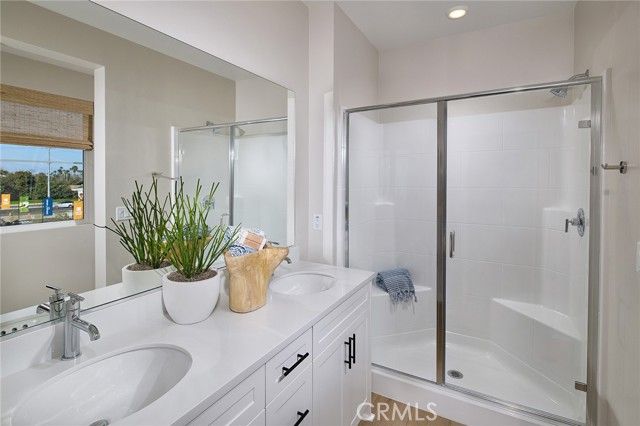 5917 Gramercy Way, Eastvale, CA 92880