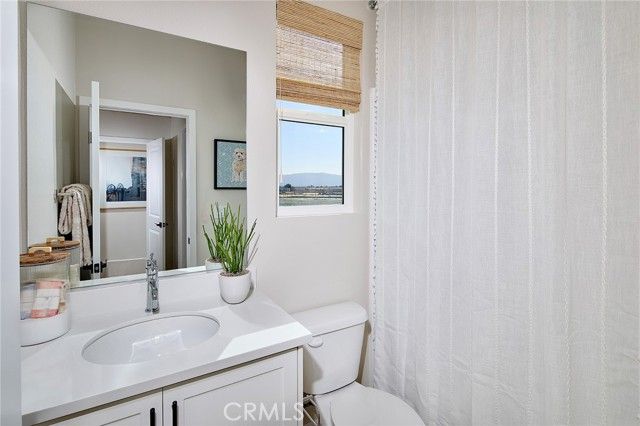 5917 Gramercy Way, Eastvale, CA 92880