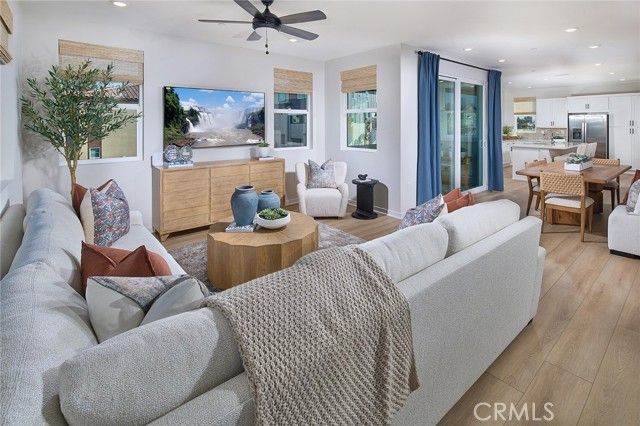 5917 Gramercy Way, Eastvale, CA 92880