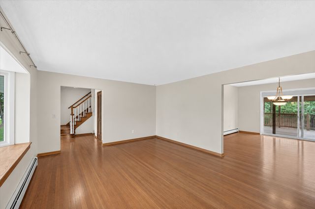 5512 Hillside Court, Edina, MN 55439
