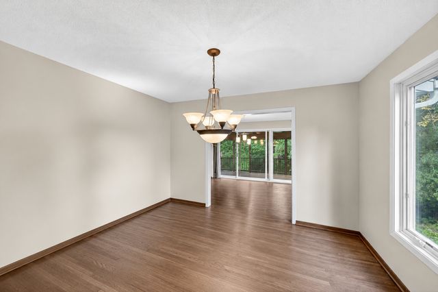 5512 Hillside Court, Edina, MN 55439