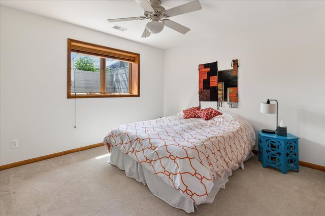 515 Sycamore Circle, Saline City, MI 48176
