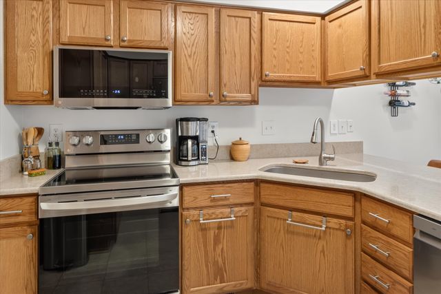 515 Sycamore Circle, Saline City, MI 48176