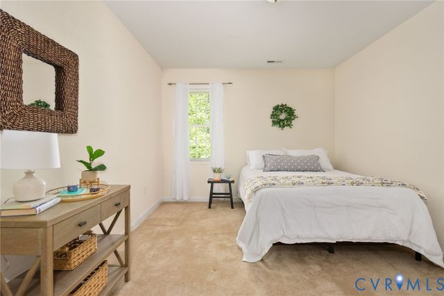 3101 Tadley Dr, Midlothian, VA 23112