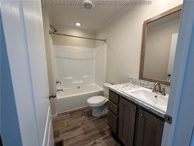 72 Milton Road, Point Pleasant, WV 25550