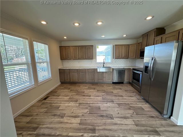 72 Milton Road, Point Pleasant, WV 25550