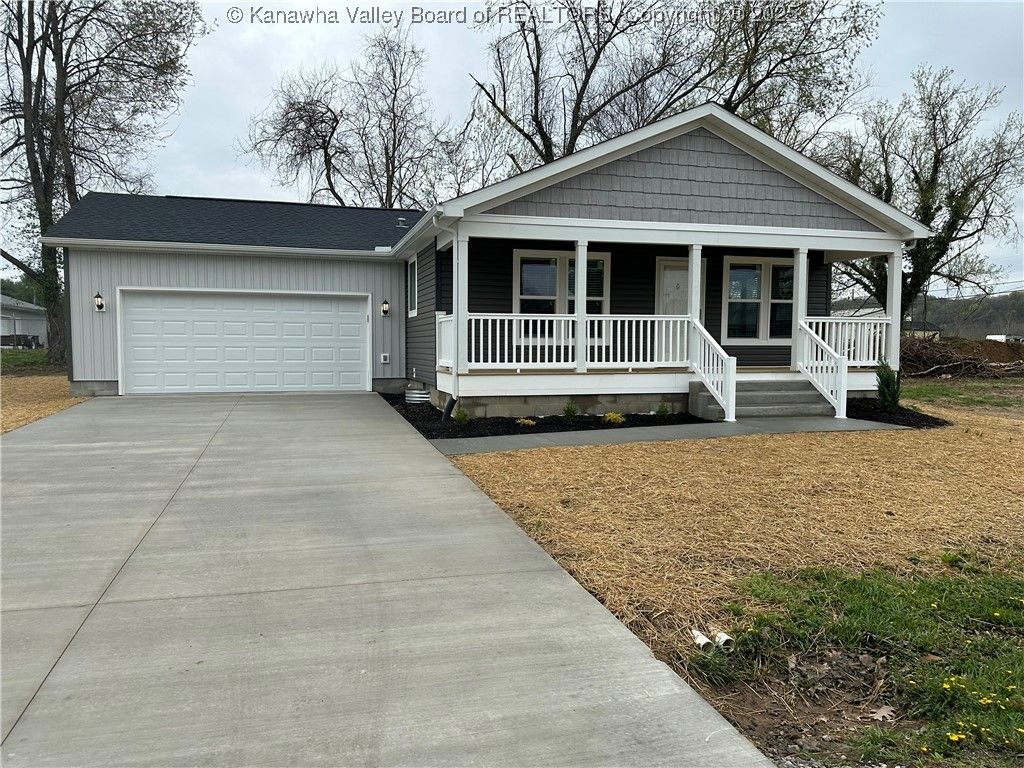 72 Milton Road, Point Pleasant, WV 25550