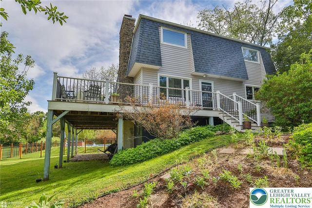 636 West Oxford Street, Coopersburg Boro, PA 18036